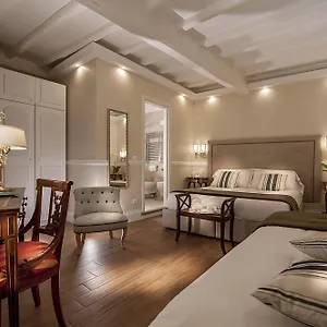 Bed & Breakfast La Residenza Del Sole Al Pantheon, Rome